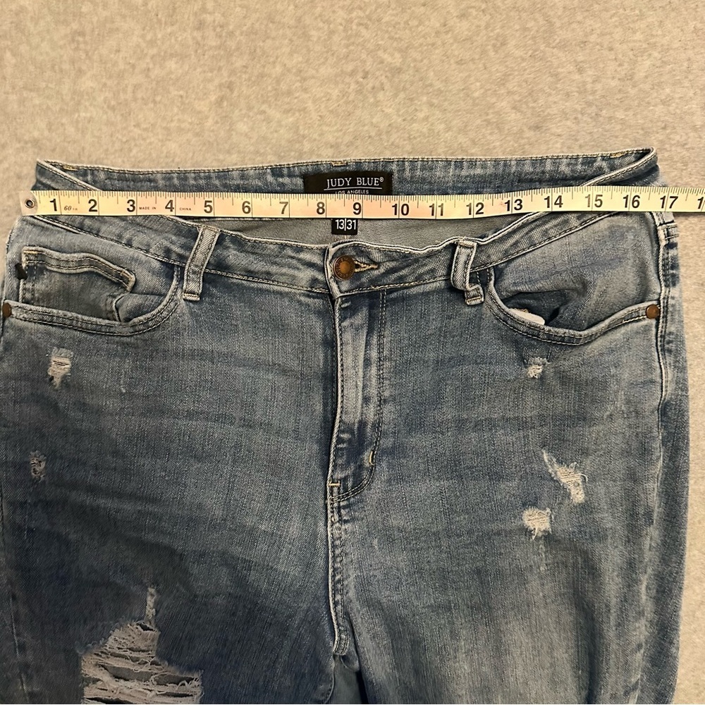 Judy Blue High Waist Destroyed Boyfriend denim jeans size 13/31 - Picture 7 of 11